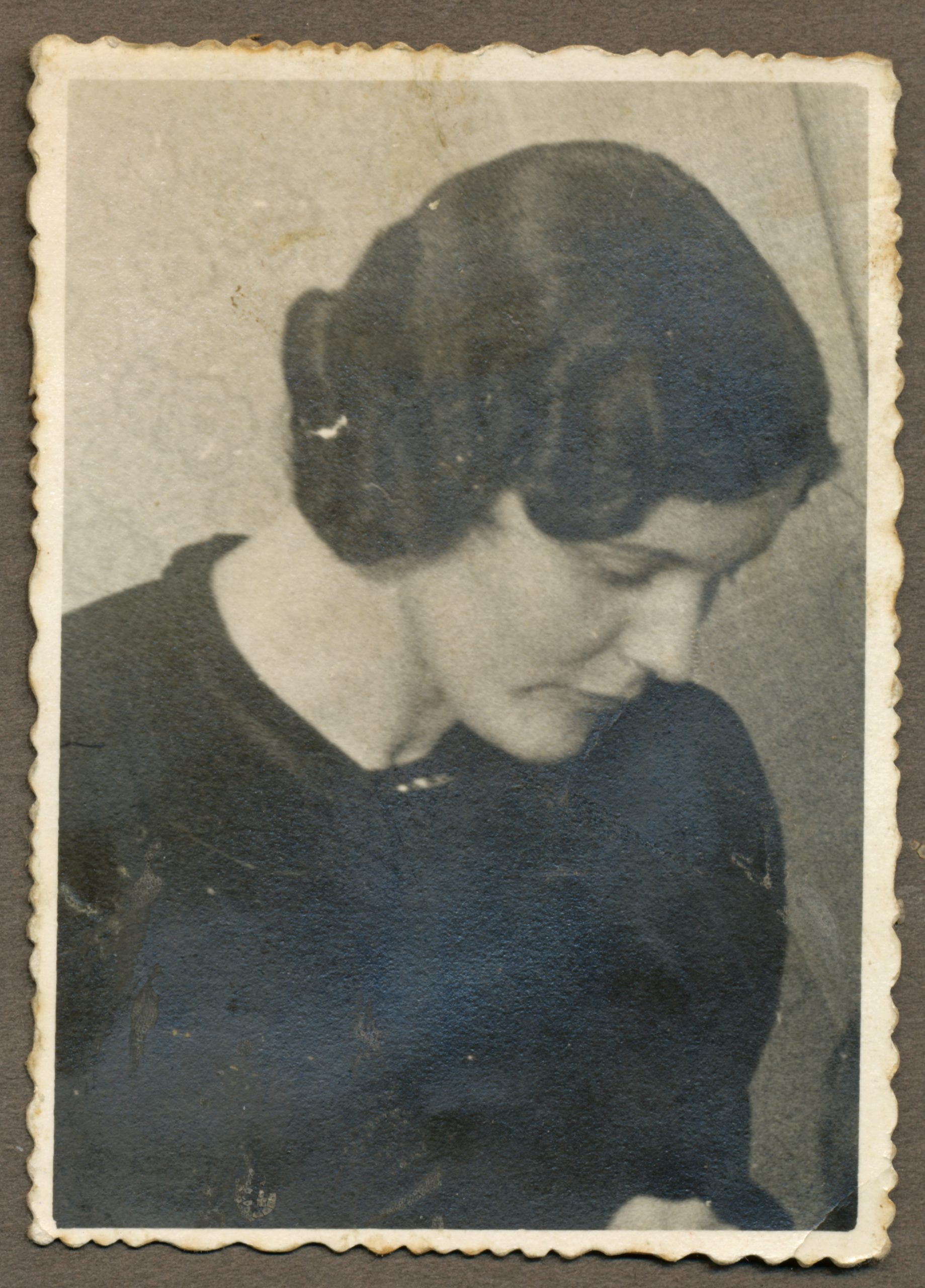 of young woman - circa 1945